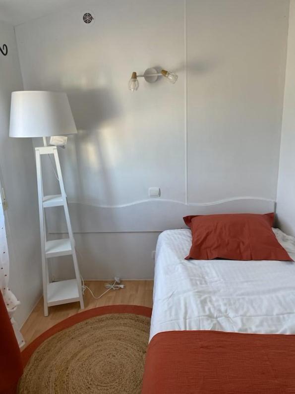 Tiny House Hotel Souvans Bagian luar foto